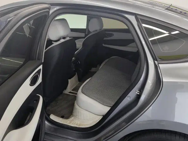 BYD Seal 05 DM-i — Фото автомобиля 11