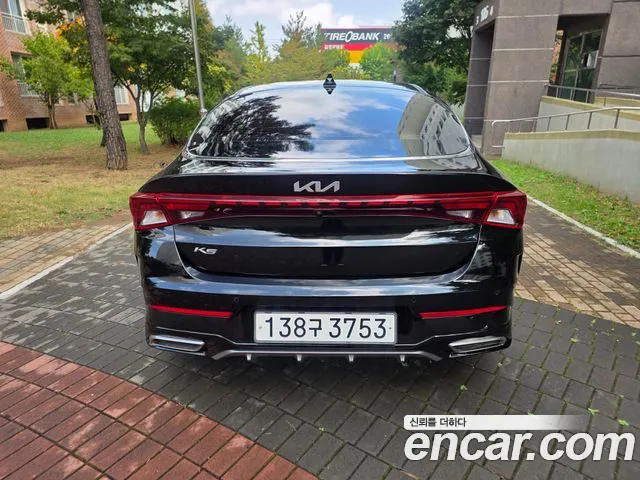Kia K5 — Фото автомобиля 3