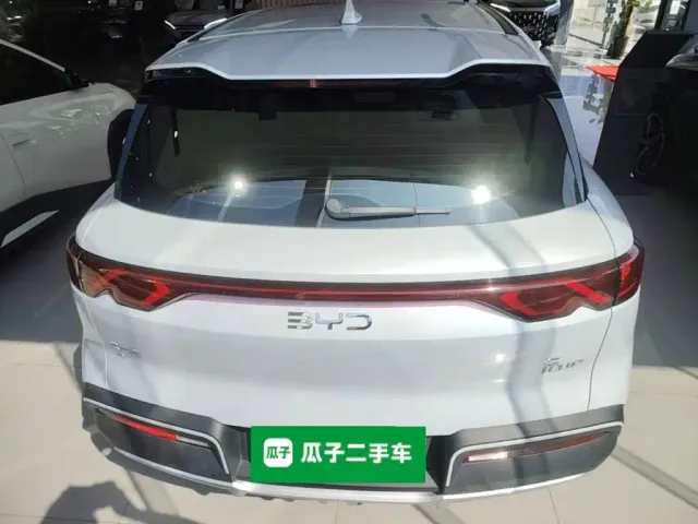 BYD Yuan UP — Фото автомобиля 5