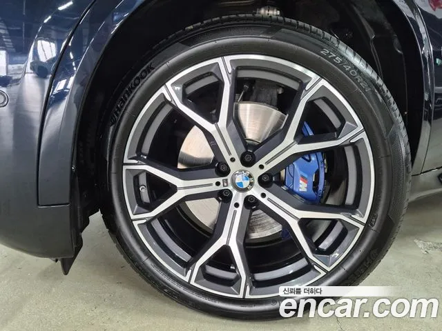 BMW X5 xDrive 40i M Sport — Фото автомобиля 5