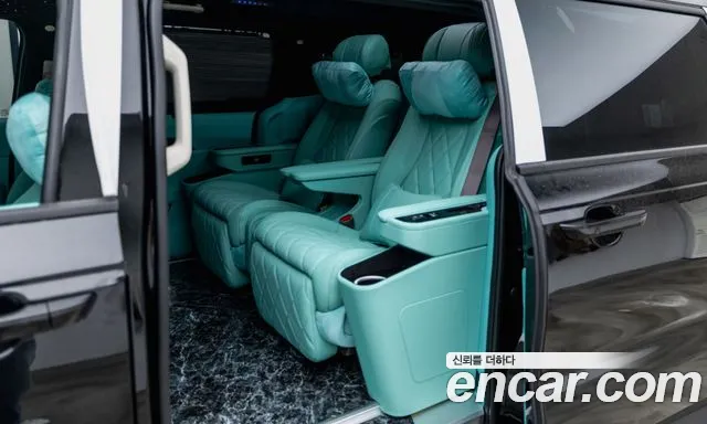 Kia Carnival — Фото автомобиля 9