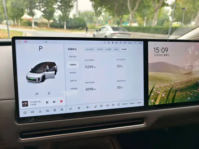 Li Auto i8 — Фото автомобиля 7