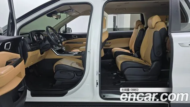 Kia Canival Carnival 4 поколение Дизель 9 мест Prestige — Фото автомобиля 10