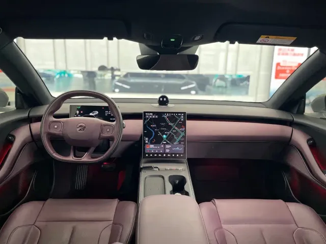 Nio ET5 Touring — Фото автомобиля 13