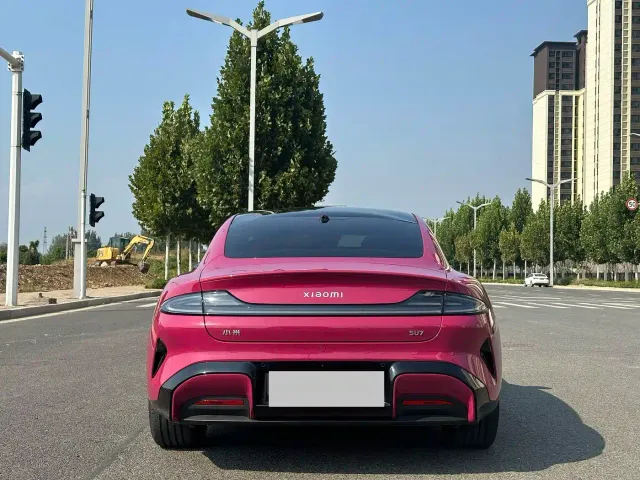 Xiaomi SU7 — Фото автомобиля 6