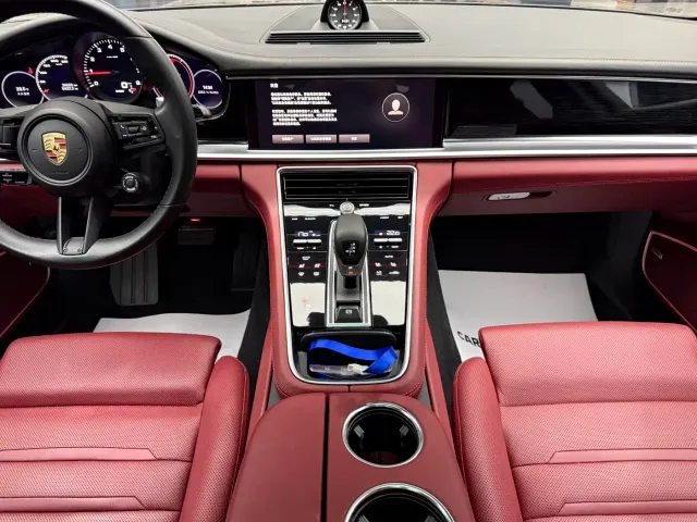 Porsche Panamera — Фото автомобиля 11