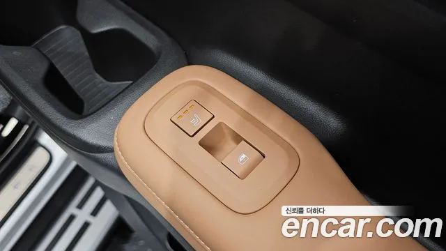 Hyundai Santa Fe MX5 — Фото автомобиля 23