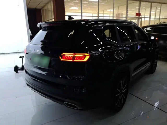 Chery Tiggo 8 — Фото автомобиля 6