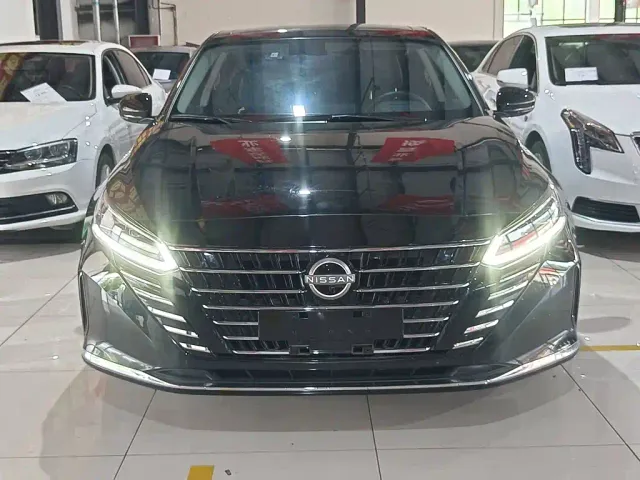 Nissan Teana — Фото автомобиля 2