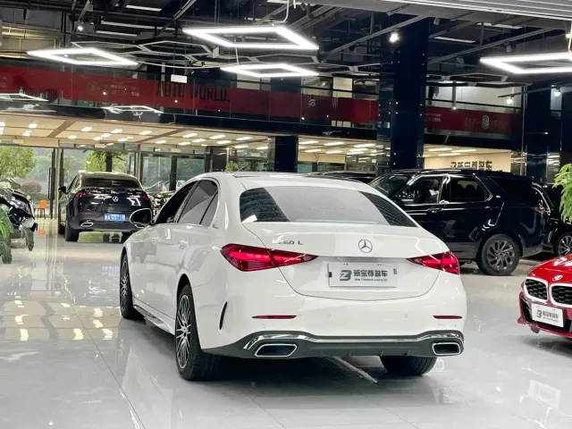 Mercedes-Benz C-Class — Фото автомобиля 11