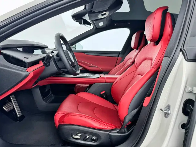 Xiaomi SU7 — Фото автомобиля 7