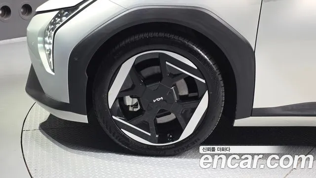 Kia EV4 — Фото автомобиля 5