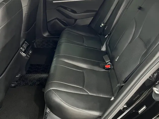 Honda Accord — Фото автомобиля 19