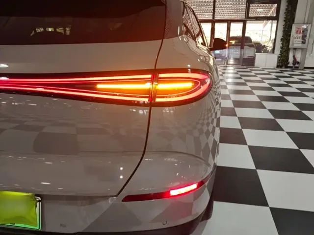 BYD Sealion 06 — Фото автомобиля 7