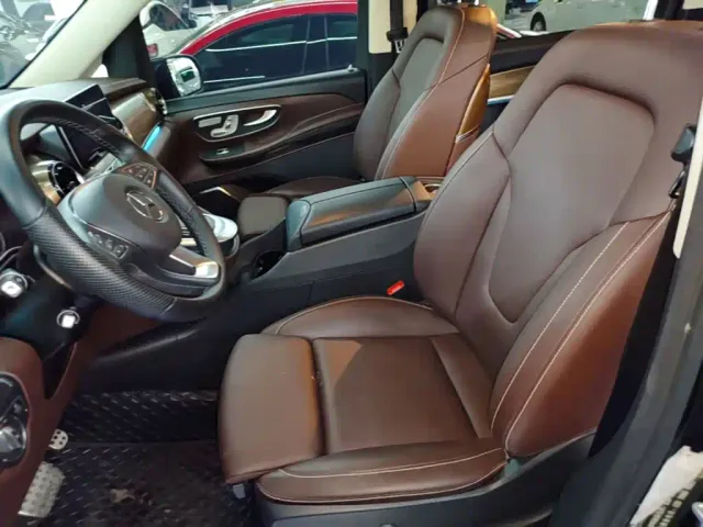 Mercedes-Benz V-Class — Фото автомобиля 14