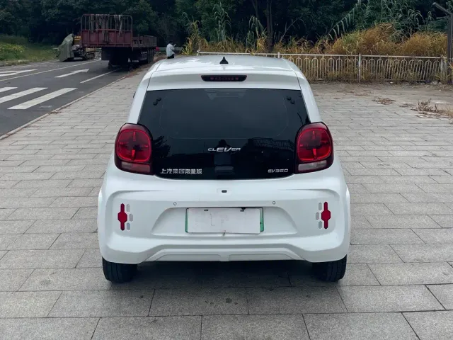 Roewe Clever — Фото автомобиля 4