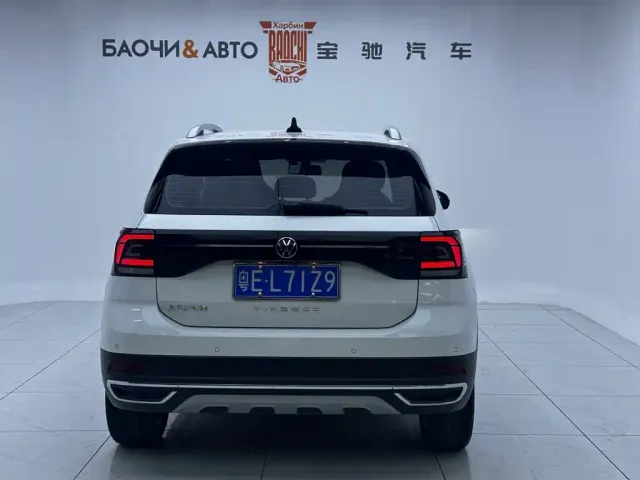 Volkswagen T-Cross — Фото автомобиля 3