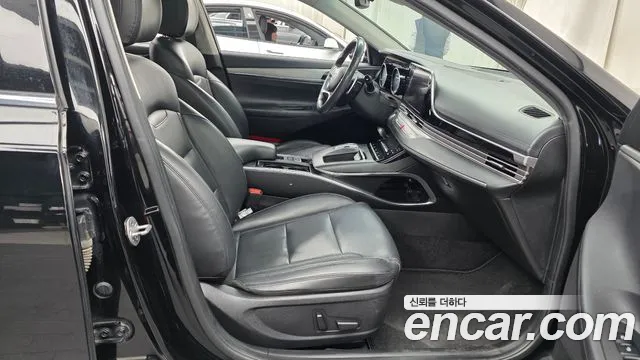 Hyundai Grandeur New — Фото автомобиля 15
