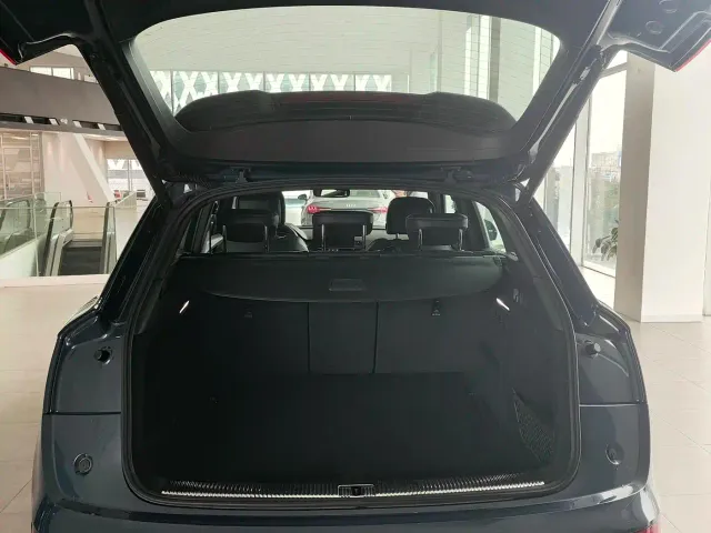 Audi Q5L — Фото автомобиля 19