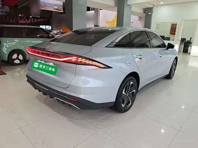 Geely Galaxy L6 — Фото автомобиля 6