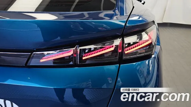 Peugeot 408 — Фото автомобиля 8
