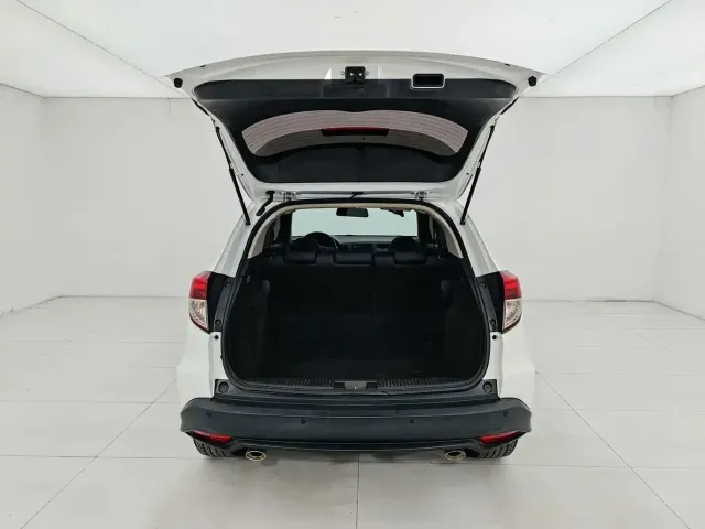 Honda Vezel 2019 220 TURBO CVT Luxury Edition China VI — Фото автомобиля 7