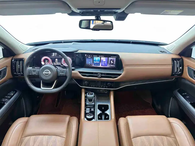 Nissan Terra — Фото автомобиля 10