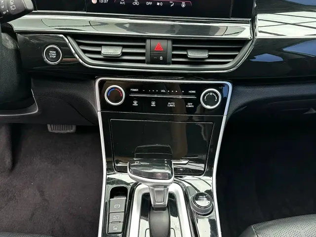 Kia Seltos — Фото автомобиля 18