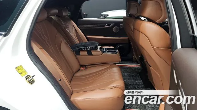 Genesis G80 Electrified G80 (RG3) — Фото автомобиля 9