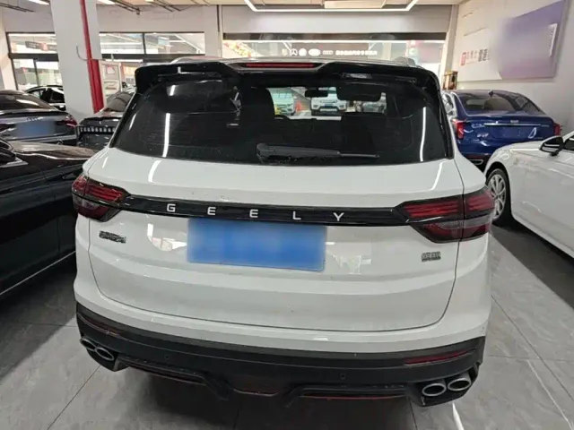 Geely Binyue — Фото автомобиля 5