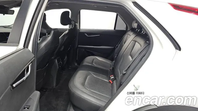Kia Niro — Фото автомобиля 11