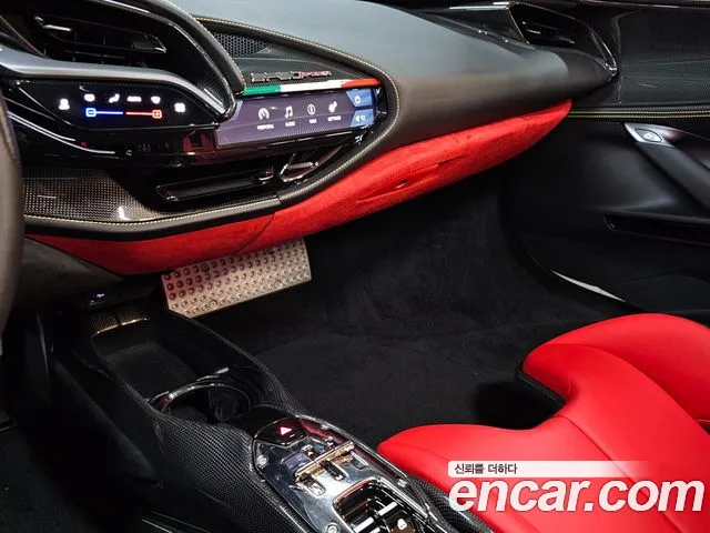 Ferrari SF90 — Фото автомобиля 11