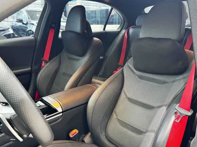 Mercedes-Benz C-Class AMG — Фото автомобиля 11