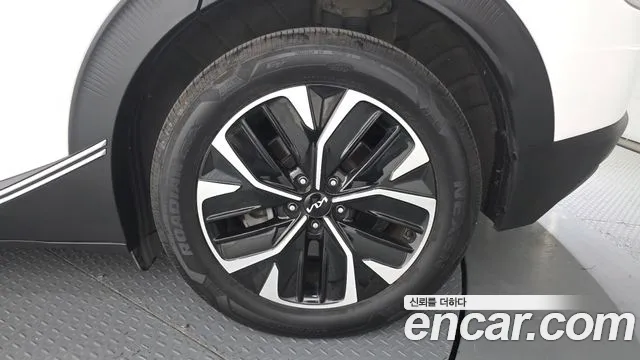 Kia EV6 — Фото автомобиля 6