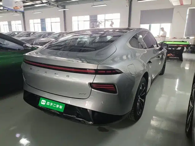 Xpeng P7 — Фото автомобиля 6