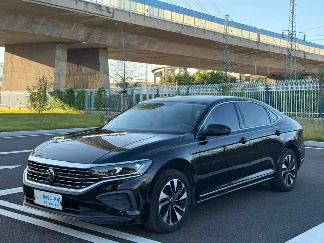 Фотография автомобиля — Volkswagen Passat