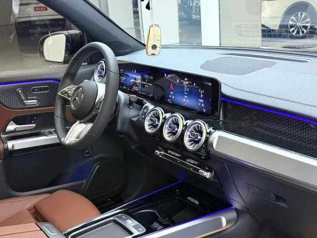 Mercedes-Benz GLB-Class — Фото автомобиля 6