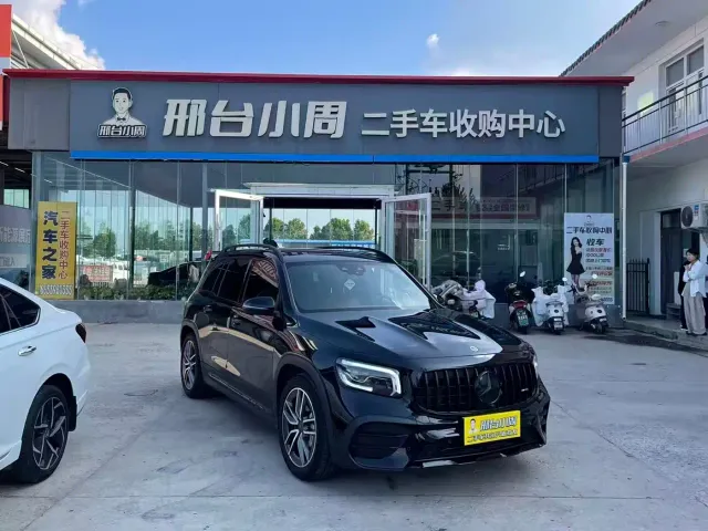 Mercedes-Benz GLB AMG — Фото автомобиля 3