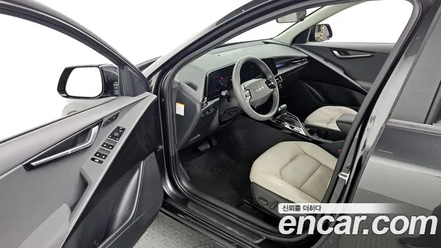 Kia Niro The All New Niro Prestige — Фото автомобиля 10