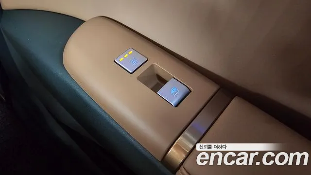 Hyundai Grandeur GN7 — Фото автомобиля 19