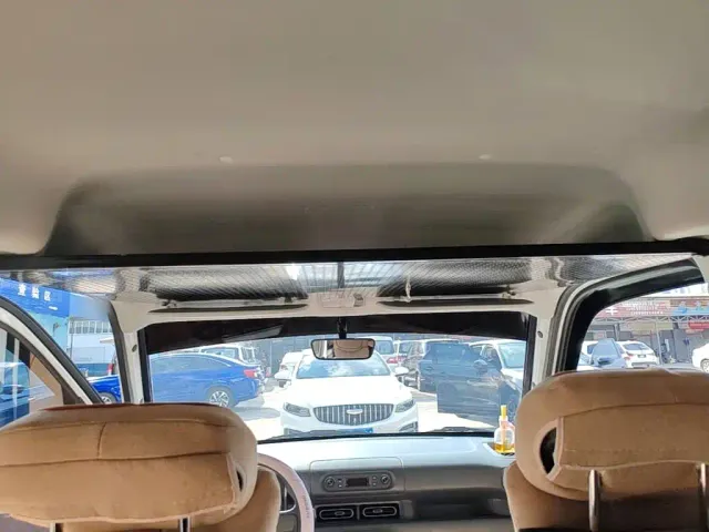 Wuling Zhiguang NEV — Фото автомобиля 17