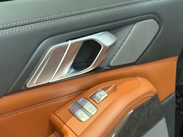 BMW X7 — Фото автомобиля 17