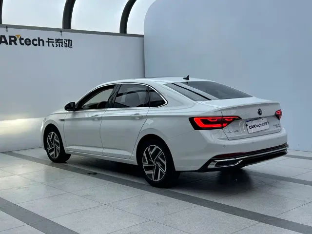 Volkswagen Sagitar — Фото автомобиля 4