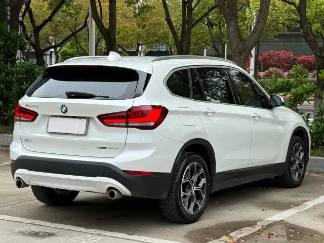 BMW X1 — Фото автомобиля 5