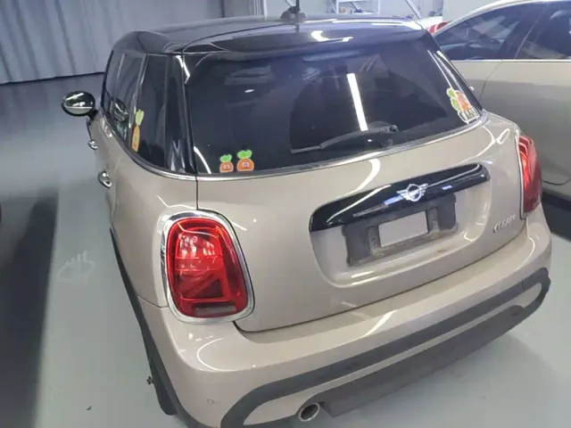 MINI Hatch — Фото автомобиля 4