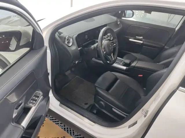 Mercedes-Benz GLA-Class — Фото автомобиля 15