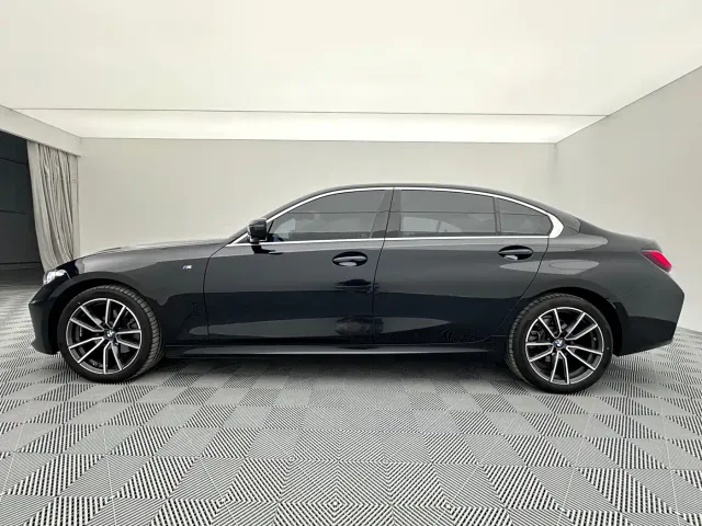 BMW BMW 3 Series 2023 320Li M Sport Package — Фото автомобиля 8