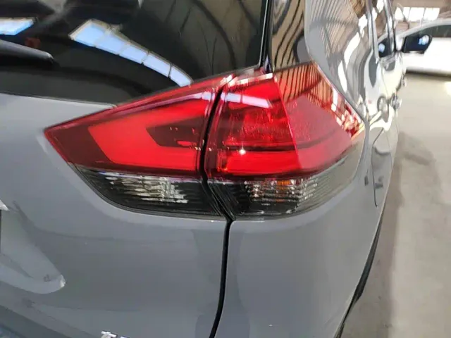 Nissan X-Trail — Фото автомобиля 23