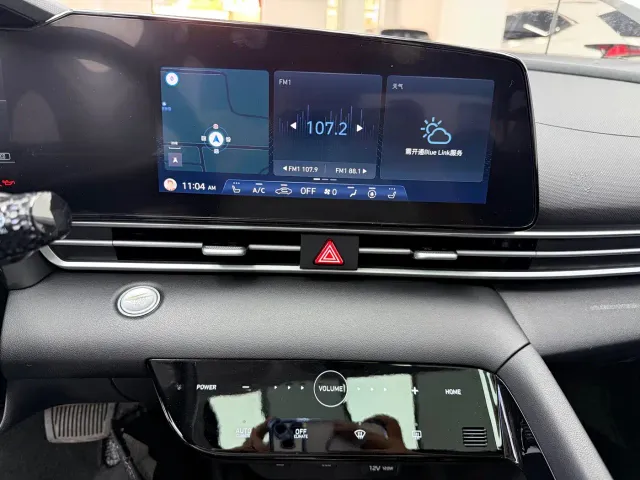 Hyundai Elantra — Фото автомобиля 12