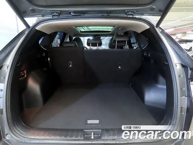 Hyundai Tucson Tucson (NX4) Бензин 1.6 турбо 2WD — Фото автомобиля 17